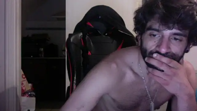 Show modela Liroow na web-kameri