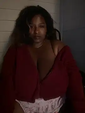 terrestrial-mermaid Show in webcam