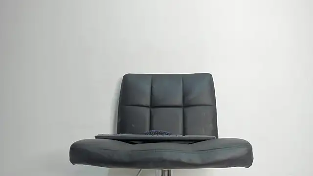 Živý XXX chat Jaddyy__