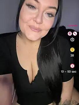Miss_CurvesXXX's Live XXX Chat