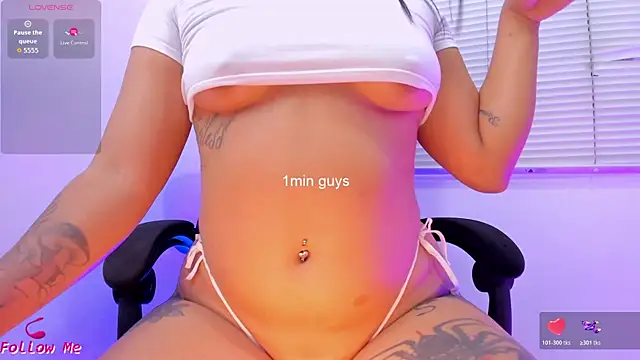 LouaneBourVip – Naživo XXX chat