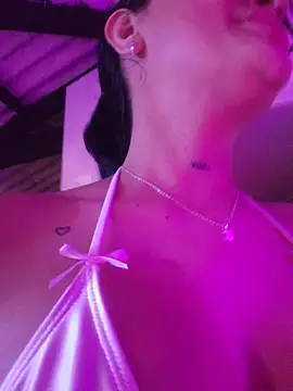 Roma_xxx লাইভ XXX চ্যাট