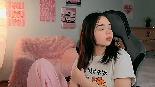 Sunsetberry's Live XXX Chat