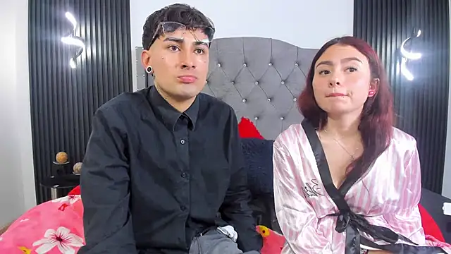 Kenji_n_Rousse's Webcam Show