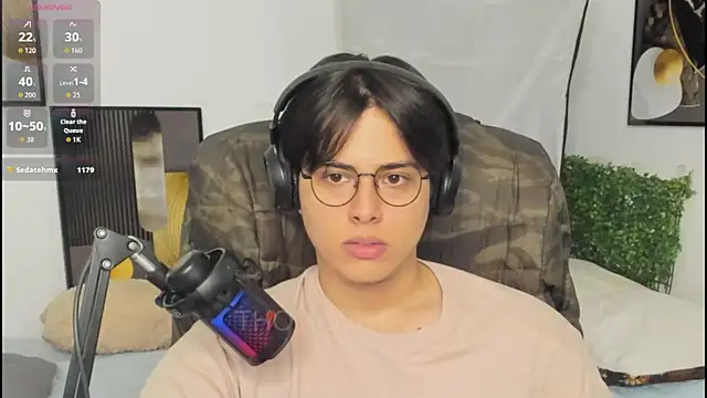 Thom_Ohtani Pertunjukan Webcam