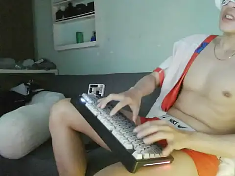 Chat +18 de boyhigh1997 ao vivo