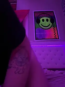 Cutiepiespanks' Webcam Show