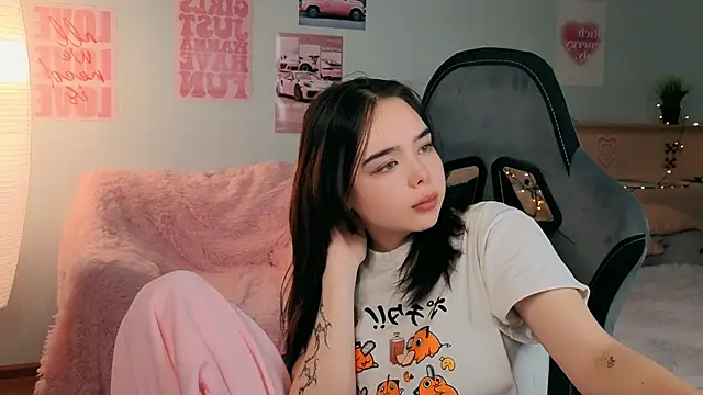 Sunsetberry's Live XXX Chat