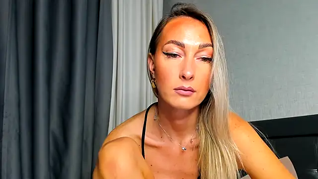 Chatroom XXX en direct de StarryHanna