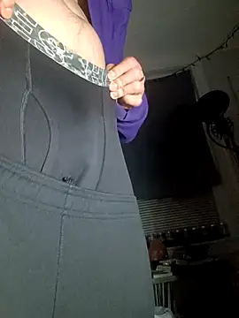 ChuckyyDee Webcam show