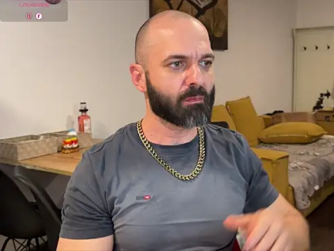 GipsyKingRo Chat XXX in diretta
