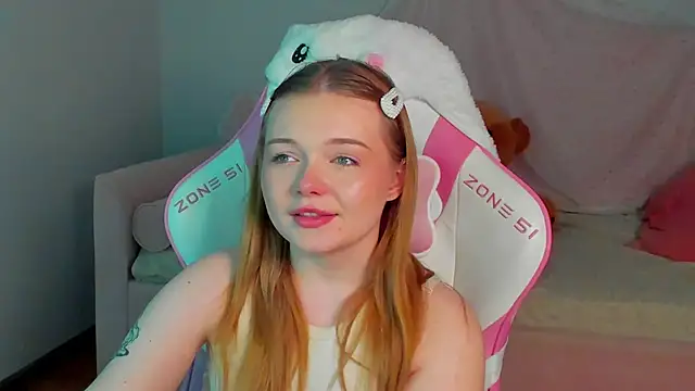 ElinaVale's Live XXX Chat