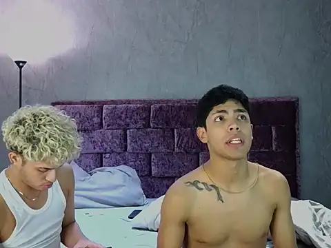 Wild_Squad Pertunjukan Webcam