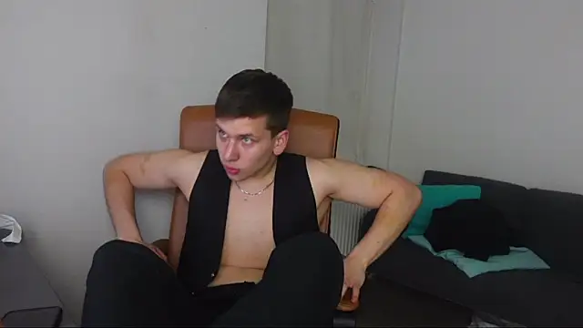 Show modela Zack_Gillian na web-kameri