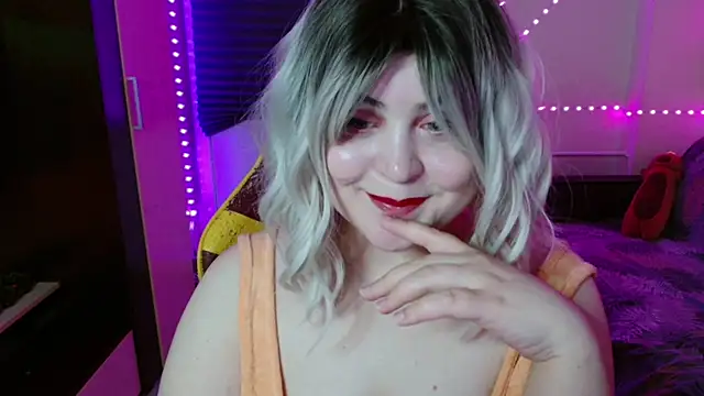 Lulovia Chat XXX in diretta