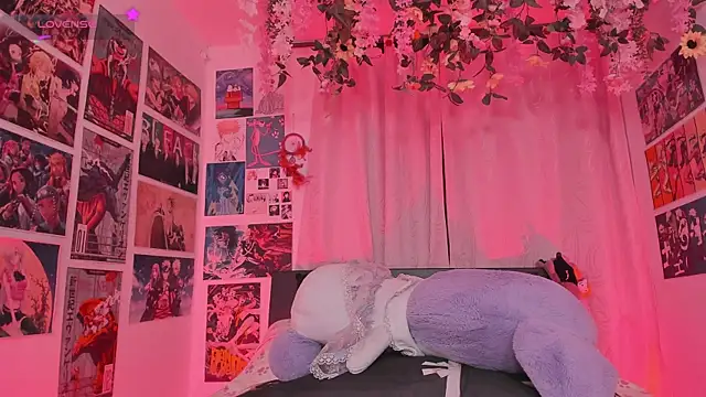 MissCurvyTopのライブXXXチャット