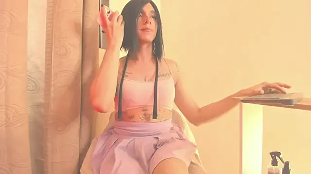 Show modela VenusSantana na web-kameri