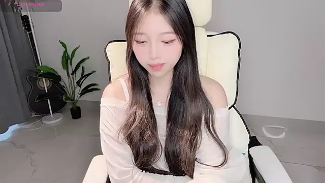 Yukiy8877 Show Webcam