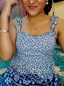 Saumyyn Live XXX chat