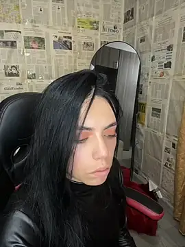 i_am_nina_: онлайн-секс-чат