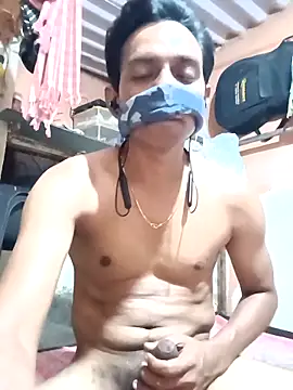 Blackdick_007: διαδικτυακό σόου στην κάμερα
