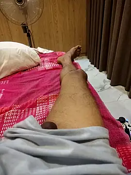 santhoshkannadaboy: διαδικτυακό σόου στην κάμερα
