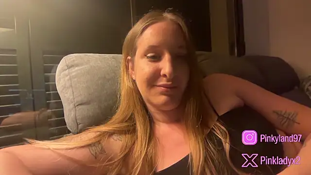 Pinkyladyxxx 现场XXX聊天