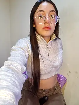 StefaniaFoxx_ élő XXX-chatje