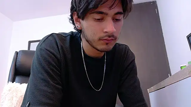 XXX chat uživo modela Elian_savoy