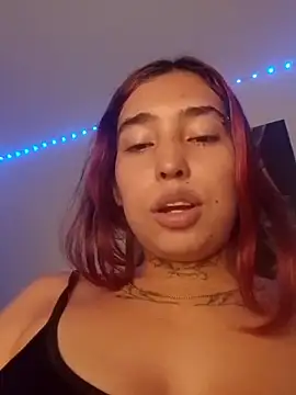 Chat +18 de Lilith_hot_dirty666 ao vivo