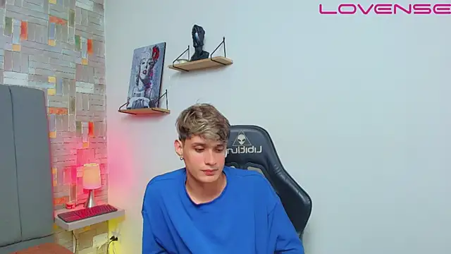 Chat +18 de flaquito___ ao vivo