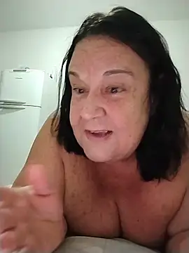 Živý XXX chat Yaya_Mineira