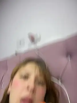 CharlotteUwU__'s Live XXX Chat