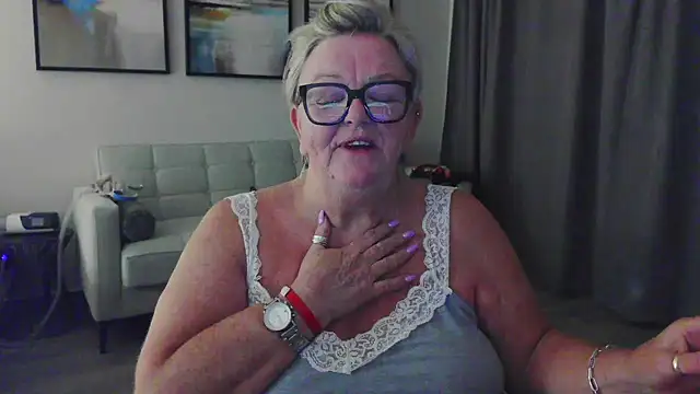 Chat XXX en directo de BridgetBlueEyes