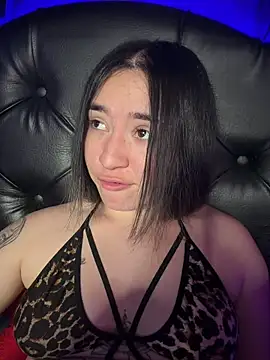 Sophie_LS Chat XXX in diretta