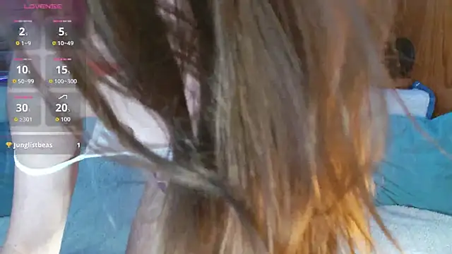 Trinity_Fire's Live XXX Chat