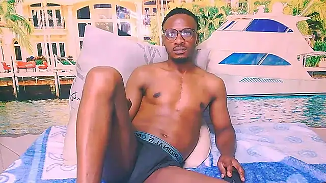 EbonyTiger69's Webcam Show