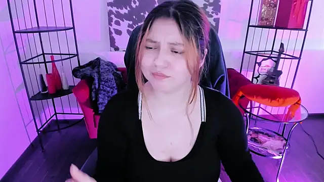 DiaAngell Chat XXX in diretta