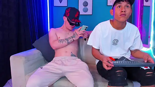 XXX chat uživo modela LegacyOFHorus