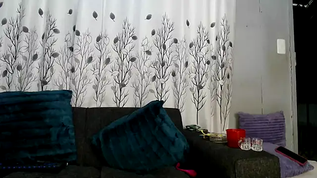 Chat +18 de CancerGodessX ao vivo