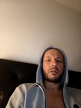 Guitccch live XXX chat