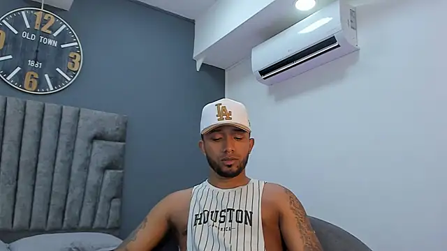 Robin_Rief Webcam show