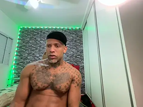 Maxloirinho Webcamshow