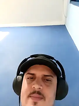Webkamerová show Liminha_2025