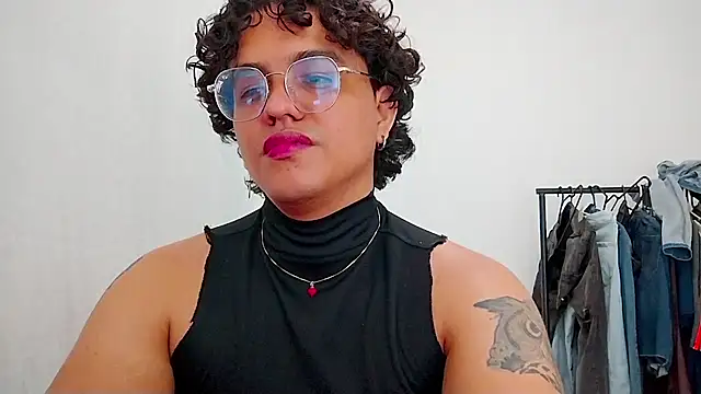 Diane_exoticn Webbikameraesitys