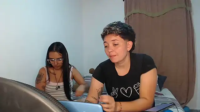 kathy_luisa's Live XXX Chat