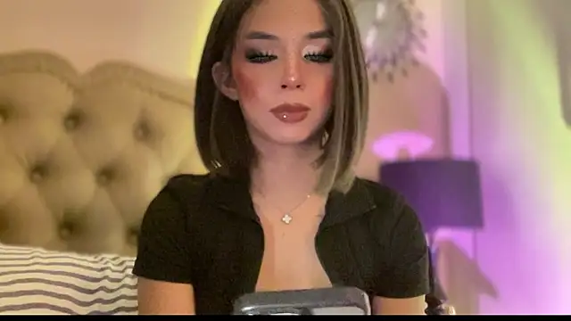 M1ss_Ophelia_ webkamerás műsora