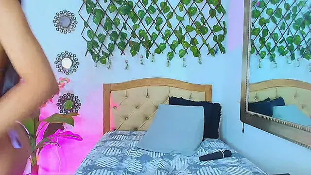 Chat +18 de kinkysweet__ ao vivo