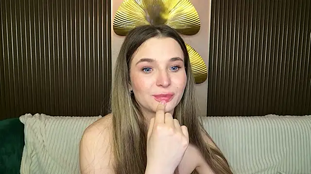 Lina_Sinerz Adlı Modelin Canlı XXX Sohbeti