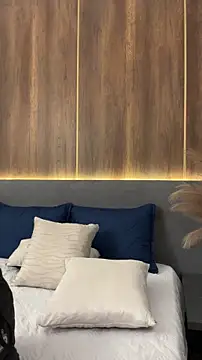 XXX chat uživo modela AliceRitter